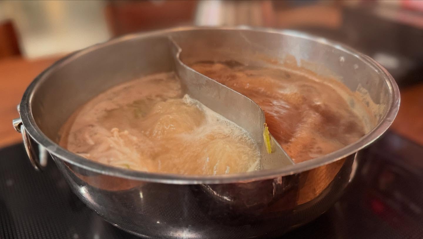 食べ放題の #shabushabu in the #Yodobashi building. I believe 6 plates of #wagyu was enough… (2)