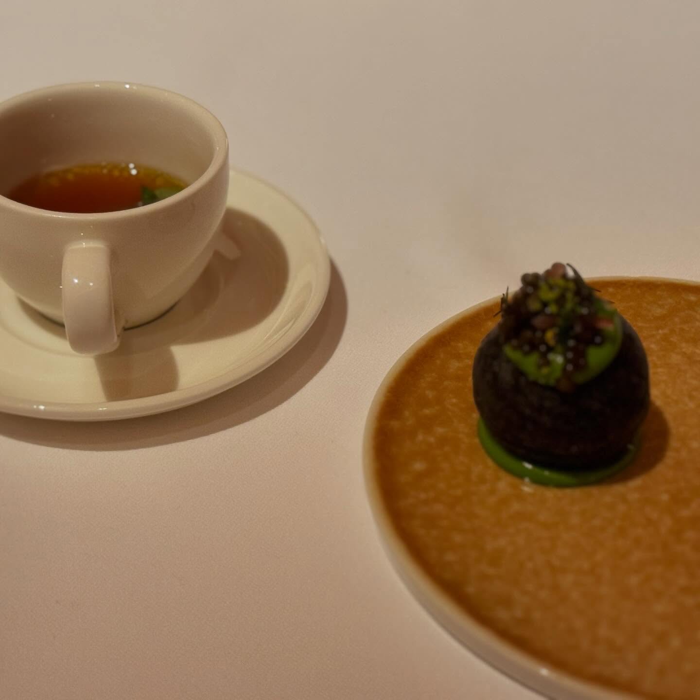 As always consistency is what one can expect from the amazing chefs @heljoamaral and… (3)