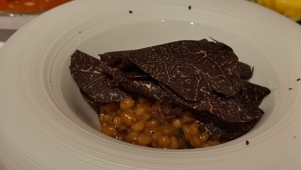As always consistency is what one can expect from the amazing chefs @heljoamaral and… (11)