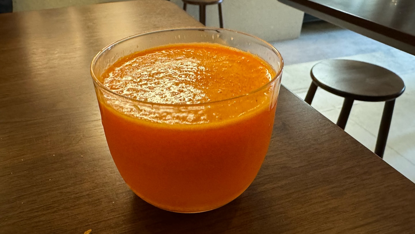 First time experiencing their breakfast with home made bread and healthy cold pressed… (4)